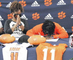 Football player commits to Campbell