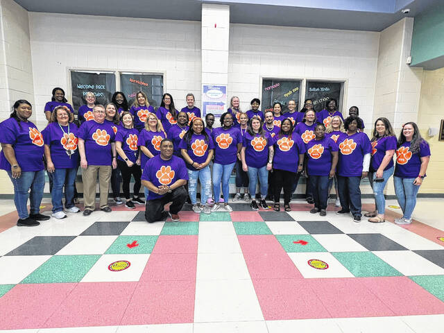 128490968_web1_TeacherAppreciation
Staff were treated to a breakfast spread of grits, pancakes, bacon, sausage, biscuits and more for Teacher Appreciation Week. Then, the PTA provided lunch from Papa Joes and Food Lions.
Photo courtesy of Ansonville Elementary School
