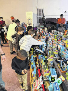 Harvest Ministries Community Christmas Blessing gathers over 500 people