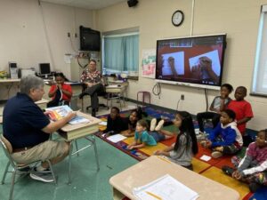 Community steps up to promote reading