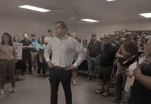 
			
				                                Vanguard Renewable’s Government Relations Manager Andre Herrera faced a tough crowd at Thursday’s meet-and-greet in Ansonville.
 
			
		