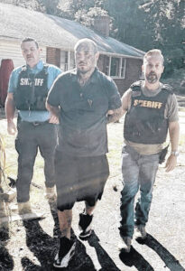 ACSO deputies nab fugitive Scotty Roy Hills